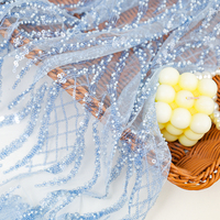 Tissu en dentelle de voile de haute qualité, personnalisé, luxueux, en maille de tulle, avec des paillettes argentées et des perles, pour robe de mariée pour femmes