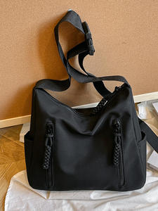 Sac à main en cuir souple contrastant, tendance, petit sac carré vert, design original, sac décontracté pour femme, idéal pour le shopping en ville - Product Image 4