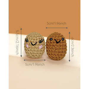 Kit de ganchillo de 4 piezas para principiantes, adorable juego de <span class=keywords><strong>amigurumi</strong></span> de la familia de patatas con hilo, agujas, <span class=keywords><strong>ojos</strong></span> y tutorial en video paso a paso - Product Image 6