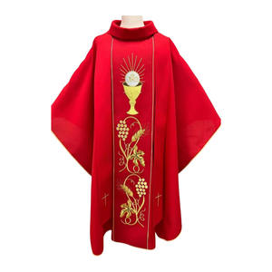 رداء من البوليستر غير اللامع مع زخارف عالية الجودة - Product Image 1