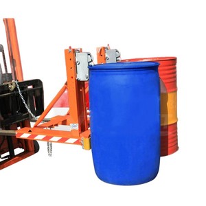 Elevador de bidones Kuku 940x900x1000mm, equipo de manipulación de bidones de acero y plástico para uso con montacargas - Product Image 3