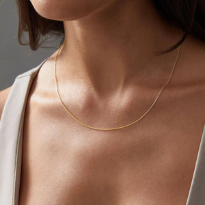 Collar Clásico EManco para Mujer, Chapado <span class=keywords><strong>en</strong></span> <span class=keywords><strong>Oro</strong></span> Fino, <span class=keywords><strong>Acero</strong></span> Inoxidable, <span class=keywords><strong>Cadena</strong></span> Delgada Ajustable <span class=keywords><strong>de</strong></span> Alta Calidad con Cierre <span class=keywords><strong>de</strong></span> Langosta, Regalo - Product Image 4