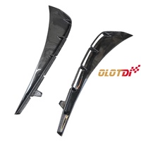 Rejillas de Ventilación Laterales de Fibra de Carbono Negro con Acabado Epoxi Pulido para FK8 2017-2020