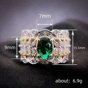 Anillo de cóctel de plata 925 para mujer Q731, con esmeralda de corte ovalado, engaste pavé y diseño floral, anillo fino para boda - Product Image 4