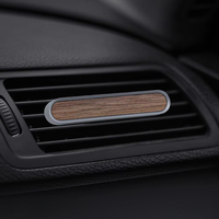 Diffuseur d'aromathérapie de luxe moderne pour voiture, clip élégant en métal à suspendre, décoration personnalisable avec logo pour la maison