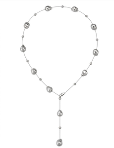 Ornements de cou de style Moody Organic, chaînes de cou authentiques en argent sterling 925, enfilées avec des perles baroques naturelles de couleur gris. - Product Image 2
