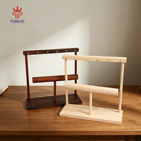 Présentoir à bijoux en bois à double niveau avec crochets pour colliers et barre horizontale pour bracelets, organisateur pour magasin de détail