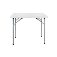 Table pliante carrée en plastique JDZZ-33 avec pieds en acier, table de repas d'extérieur imperméable empilable pour les fêtes