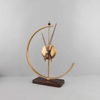 Jam Meja Mewah Gaya Eropa Bentuk Geometris Model 1490; Aksesori Dekorasi Rumah untuk Ruang Tamu & Pintu Masuk