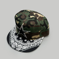 Lot de 4 casquettes snapback à visière plate Star Paisley Bandana pour hommes et femmes, motifs camouflage, bordeaux, beige, noir, avec logo personnalisé, nouveaux styles