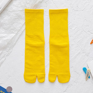 Calcetines Japoneses de Algodón Absorbente con Dos Dedos Separados, Calcetines Tabi hasta el Tobillo, Tejidos con Característica Transpirable para el Verano - Product Image 6