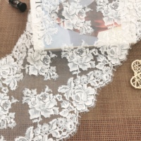 La nouvelle dentelle de voile de cils élastiques est utilisée pour les accessoires de vêtements Décoration Accessoires de bricolage Accessoires de sous-vêtements et de soutien-gorge