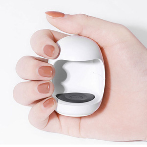 Lampe UV/LED compacte pour mini-manucure style influenceur, séchoir à doigt portable LED Q3 pour un seul doigt - Product Image 4
