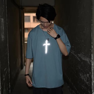 Fabricantes de camisetas China Hombres 210 GSM Camiseta transpirable Reflejo personalizado Impreso logo Alas reflectantes Camiseta para hombres - Product Image 2