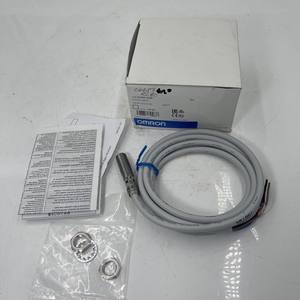 مفتاح استشعار القرب E2FM-X2B1 PNP NO مع كابل 2 متر، 12-24 فولت تيار مستمر، جديد في علبته الأصلية - Product Image 1