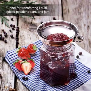 Wholesale Kitchen Tool Food Grade Juice Filling OIL FUNNEL Kitchen Stainless Steel Liquid Flat FUNNEL - Product Image 3