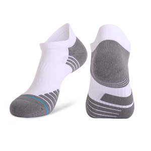 Chaussettes de sport athlétiques basses pour hommes, confortables, respirantes et performantes, idéales pour la course à pied (vente en gros) - Product Image 1