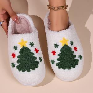 Chaussons d'intérieur doux et moelleux en forme de vache ou de cochon pour femmes, chauds pour l'hiver, personnalisables avec visage amusant, en peluche douce, vente en gros - Product Image 1