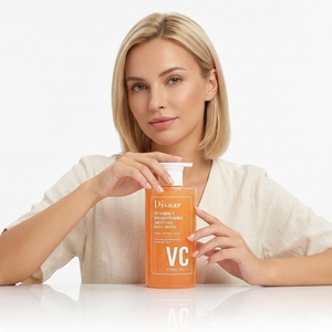 Gel Douche Éclaircissant Disaar à la Vitamine C et à l'Acide Hyaluronique, Revitalisant, Rafraîchissant et Apaisant, Vente en Gros - Product Image 5