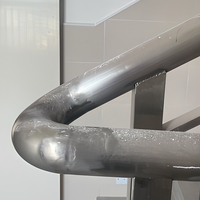 Rampe d'escalier soudée en acier inoxydable