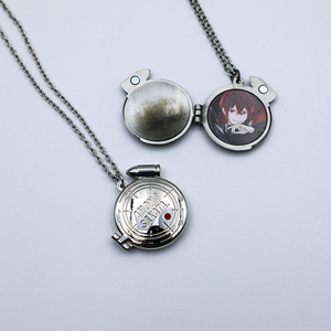 Collar con Colgante Personalizado al por Mayor, con Diseño de Dibujos Animados, Anime, Películas, TV, IP, Foto Personalizada, Collar con Colgante de Espejo y Piedras de Cristal - Product Image 2