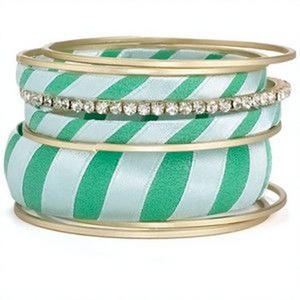 Best High Quality Gold Plated Alloy Resin <b>Bangle</b> <b>Bracelets</b> Sets Women's Classic Pink and Gold <b>Bangles</b> Fashion Jewelry <b>Bracelets</b> - Product Image 5