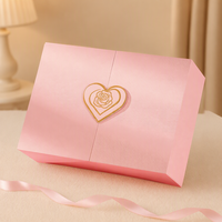 Boîte cadeau rigide rose personnalisée, emballage de luxe, boîte cosmétique à double porte avec cœur doré, Saint-Valentin, vente en gros, OEM, ODM