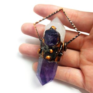 Bijoux soudés plaqués bronze de grande taille Double pointe de cristal Quartz Aura Améthyste Pierre brute Crayon Bullet Pendentif Big Charms - Product Image 2