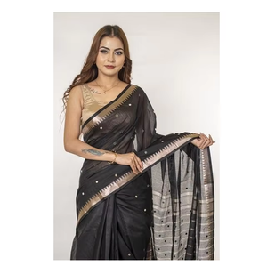 Sari de Algodón de Inspiración Tradicional para Mujer con Bordado Dorado, Prenda Étnica India Premium para Bodas y Festivales - Product Image 2