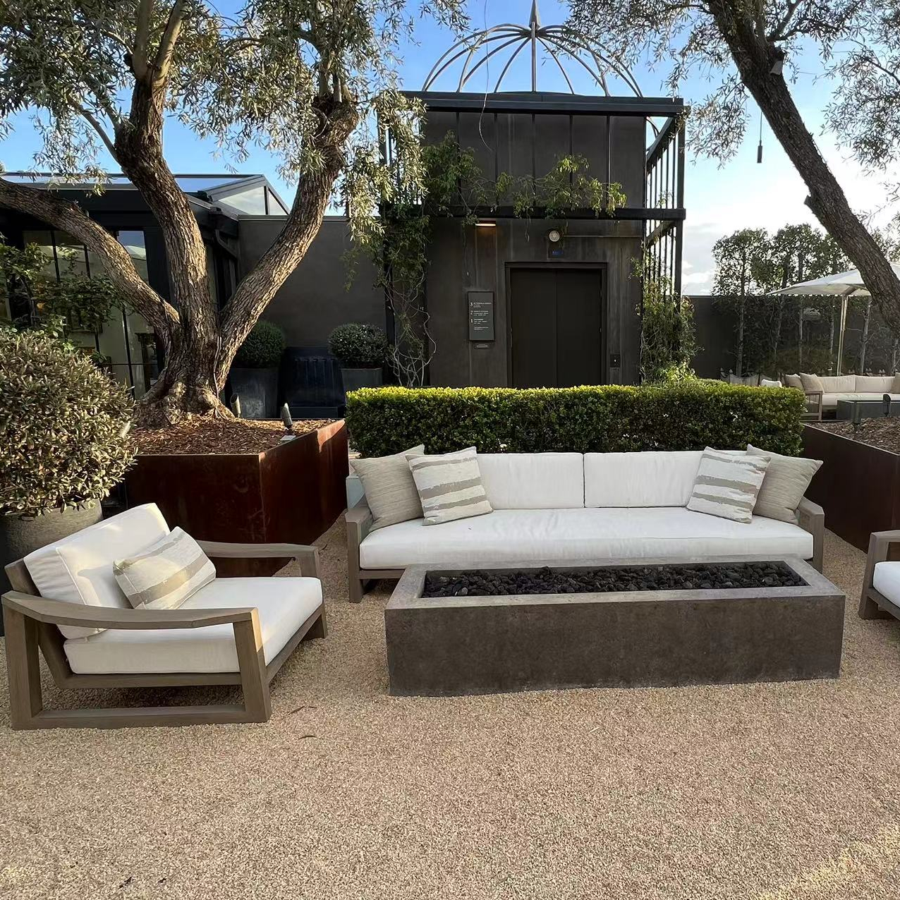 2023 New arrival High quality modern outdoor furniture Teak wood patio garden sofa sets
