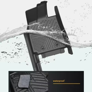 Alfombrillas de Coche Duraderas, Nueva Versión en Oferta, Juego Completo Antideslizante de 3.5mm de Grosor, Colores Negro/Rojo/Blanco - Product Image 3