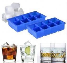 Bandeja de Hielo Cuadrada de Silicona Reutilizable y Libre de BPA, con 8 Cavidades, Tamaño Jumbo, Personalizable - Product Image 4