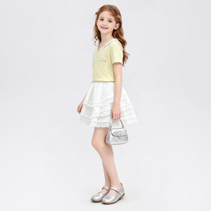 Conjunto de 2 piezas para niñas, top con cuello marinero y ribete de encaje y falda en capas, conjunto de ropa informal de verano para niños - Product Image 4