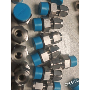 Conectores de Acero Inoxidable Swagelok, <span class=keywords><strong>Tubo</strong></span> de 1/<span class=keywords><strong>4</strong></span>" OD x <span class=keywords><strong>3</strong></span>/8" MNPT, SS-400-1-6 Usados - Product Image 4