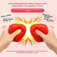Balle anti-stress en caoutchouc en forme de fraise, bloc de construction DIY, décompression, cadeau fantaisie pour e-commerce transfrontalier