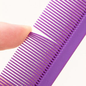 <span class=keywords><strong>Peigne</strong></span> à cheveux en ABS résistant à la chaleur avec logo personnalisé, <span class=keywords><strong>peigne</strong></span> à tresser en acier en forme de C, <span class=keywords><strong>peigne</strong></span> à <span class=keywords><strong>queue</strong></span> de rat incurvé pour la coiffure - Product Image 4
