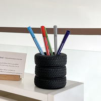 Porte-stylos créatif en forme de pneu, design réaliste de pneus empilés, organisateur de bureau, support pour pinceaux de maquillage, rangement de bureau, vente en gros