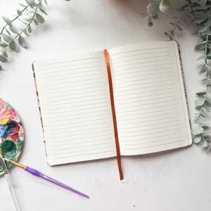 สมุดบันทึก LABON Aesthetic Wildflower Scripture ปกแข็ง หนังสืออ่านพระคัมภีร์รายวัน ขนาด A5 ปั๊มฟอยล์ทอง สมุดบันทึกความทรงจำ ของขวัญคริสเตียน - Product Image 5