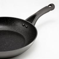 Poêle à frire en aluminium noir de 18cm avec revêtement en céramique antiadhésif