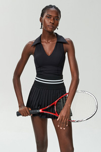 Aoyema Custom Workout hoogwaardige sportkleding met ingebouwde bh en zakken in de shorts, slanke V-hals, mouwloze golf- en tennisskirtset - Product Image 6