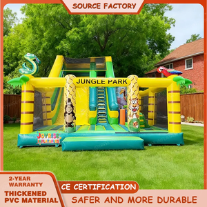 Parc de jeux gonflable sur le thème de la jungle avec château gonflable, toboggan et animaux - Product Image 5