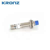 Capteur de proximité inductif KRONZ M12 non encastré, détection 8 mm, PNP NO, 10-30 V CC, IP67, interrupteur cylindrique fileté avec connecteur M12