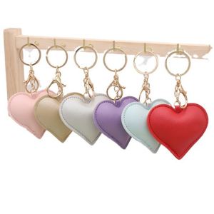Llavero de Cuero con Forma de Corazón, Amuleto para Bolso, Pulsera de Amor, Accesorio para Bolso de Pareja - Product Image 1