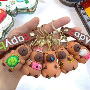 WOWEI Capybara Roedor Colgante de goma Simulación Llavero Lindo Tortuga Dibujos animados Anime Llavero - Product Image 3