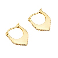Pendientes de Aro Triangulares de Latón con Baño de Oro de 18k y Circonitas Cúbicas de Gemnel