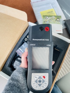 Original e nova ferramenta de configuração móvel Honeywell MCT202 Field Communicator para todos os transmissores Honeywell ST 3000 Series - Product Image 2