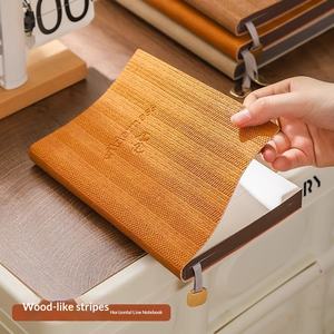 Carnet en cuir PU personnalisé A5/A6 avec rayures imitation bois, reliure cousue, agenda de bureau professionnel de haute valeur avec logo imprimable - Product Image 4