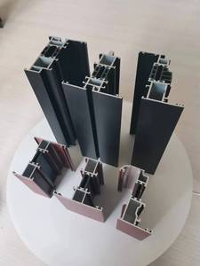 6063 Perfiles <span class=keywords><strong>de</strong></span> <span class=keywords><strong>aluminio</strong></span> anodizado <span class=keywords><strong>de</strong></span> aleación <span class=keywords><strong>de</strong></span> <span class=keywords><strong>aluminio</strong></span> extruido Perfiles y perfiles <span class=keywords><strong>de</strong></span> <span class=keywords><strong>aluminio</strong></span> <span class=keywords><strong>de</strong></span> superficie anodizada Catálogo - Product Image 4