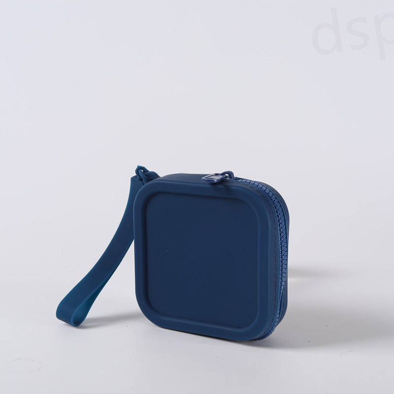 สีน้ำเงินเข้ม (กระเป๋าสี่เหลี่ยม9*9)