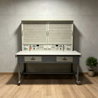 Banc d'évaluation pour la formation des électriciens professionnels avec tableau de câblage en maille perforée, dispositif pédagogique pour la formation électrique